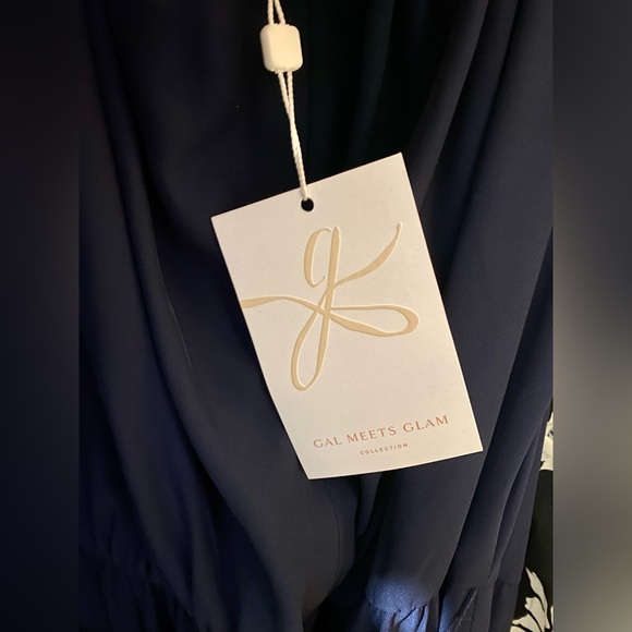 Gal Meets Glam 💙 Navy 🖤 Sydney Casual Maxi Dress size 6 - Picture 4 of 6